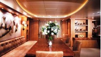 Yacht ALEXANDRA -  Dining Table